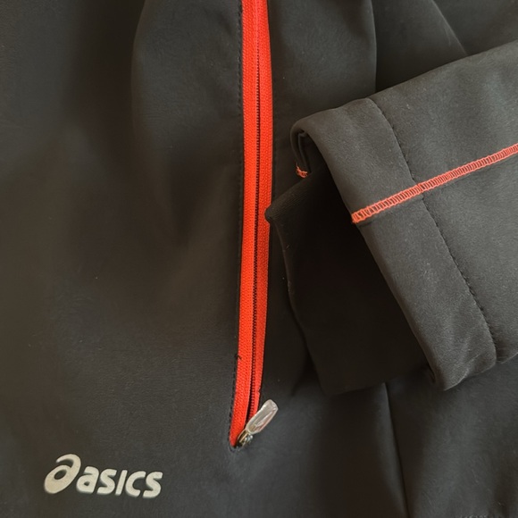 ASICS running jacket - Picture 5 of 6
